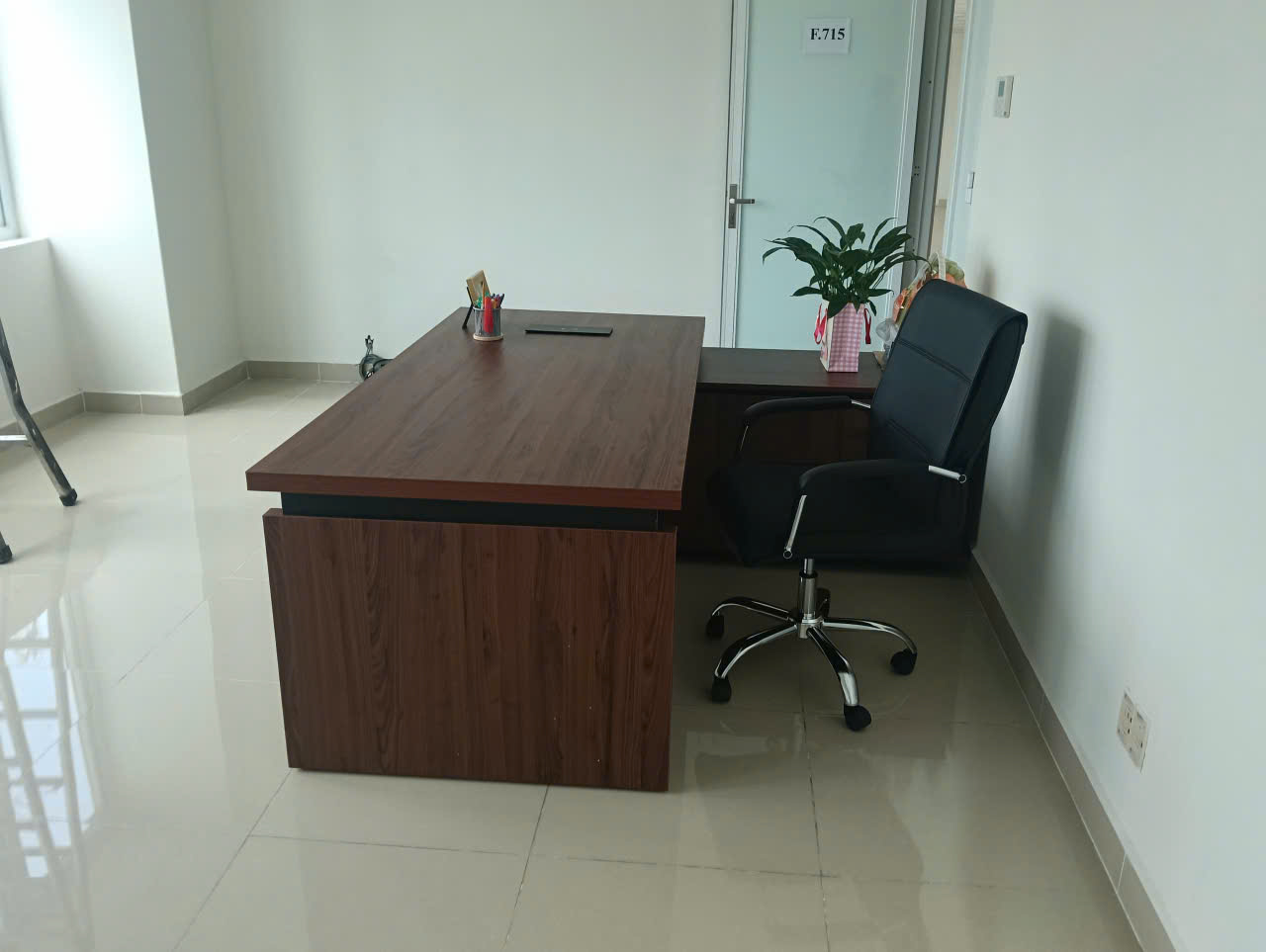 Bàn giám đốc Luxury LUXB2018V3